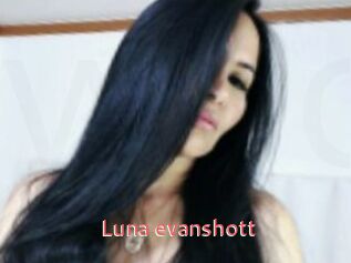 Luna_evanshott